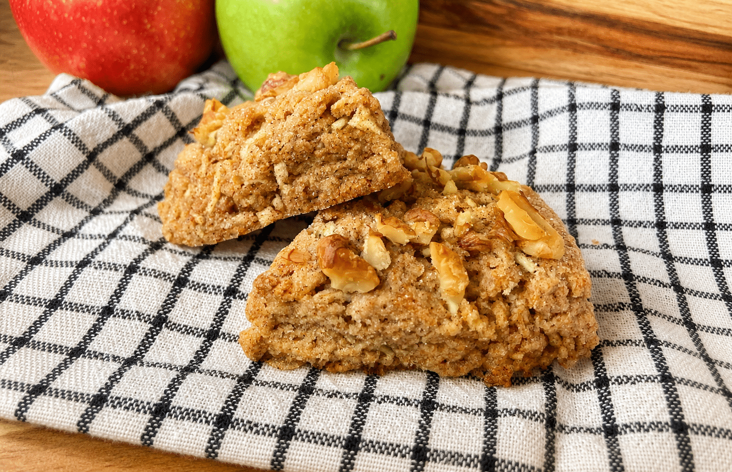 Apple Cinnamon   Mini Scones